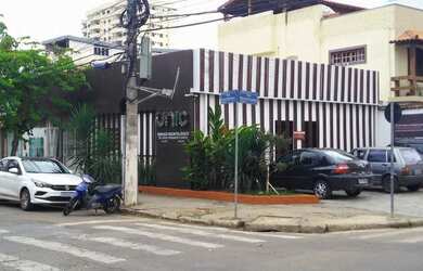 Imagem: A casa possui 4 Dormitórios, 2 Banheiros, 133m² de Área e