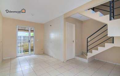 Imagem: A casa em condomínio possui 2 Dormitórios, 2 Banheiros, 1