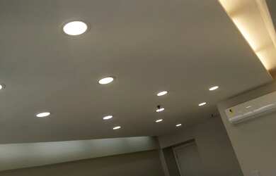 Imagem: O depósito possui 1 Vaga na garagem, 32m² de Área e está