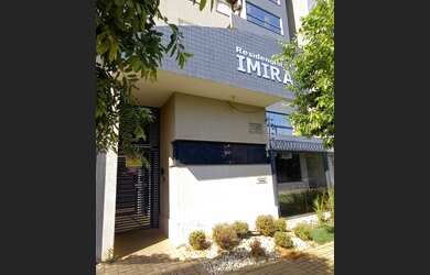 Imagem: O apartamento possui 3 Dormitórios, 2 Banheiros, 2 Vagas na