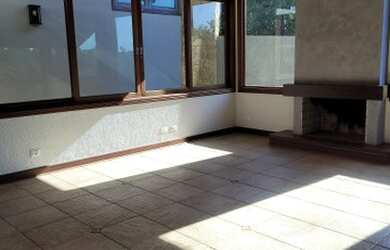 Imagem 15: Aconchegante e Acolhedora casa no condomínio alto padrão em Atibaia