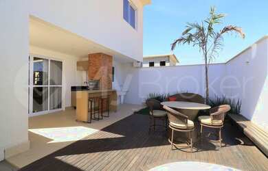 Imagem 15: Sobrado com 4 suítes com 153 m² construídos em condomínio fechado