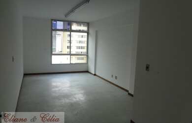 Imagem: O depósito possui 25m² de Área e está localizado em Santo