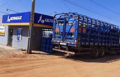 Imagem: A casa em condomínio possui 2 Dormitórios, 200m² de Área