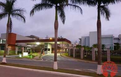 Imagem: A casa em condomínio possui 3 Dormitórios, 2 Banheiros, 2