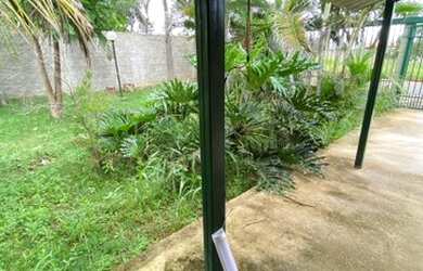 Imagem: A casa possui 2 Dormitórios, 1 Banheiro, 2 Vagas na garagem