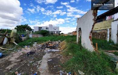 Imagem: O terreno possui 338m² de Área e está localizado em Parque