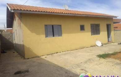 Imagem: A casa possui 2 Dormitórios, 1 Banheiro, 74m² de Área e