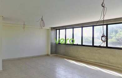 Imagem: O depósito possui 45m² de Área e está localizado em Centro