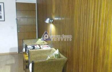 Imagem: O depósito possui 1 Vaga na garagem, 64m² de Área e está