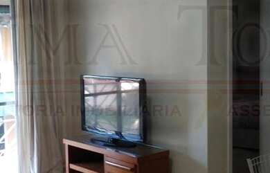 Imagem: O apartamento possui 2 Dormitórios, 1 Banheiro, 2 Vagas na