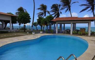 Imagem 1: Casa de Praia na Beira Mar Pé na Areia no Litoral do Ceará a venda por...