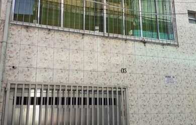 Imagem: A casa possui 3 Dormitórios, 2 Banheiros, 1 Vaga na garagem