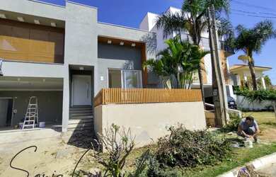 Imagem: A casa em condomínio possui 3 Dormitórios, 4 Banheiros, 4