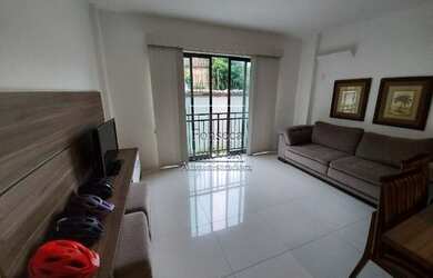 Imagem: O apartamento possui 1 Dormitório, 1 Banheiro, 1 Vaga na garagem