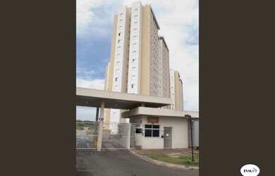 Imagem: O apartamento possui 3 Dormitórios, 1 Banheiro, 3 Vagas na