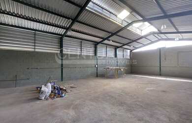 Imagem: O depósito possui 330m² de Área e está localizado em São