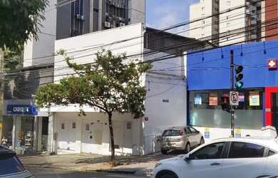 Imagem: O depósito à venda possui 428m² de Área e está localizado