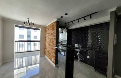 Imagem 6: Apartamento para venda possui 49 metros quadrados com 2 quartos em Centro...