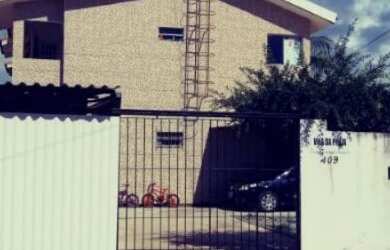 Imagem: O apartamento possui 3 Dormitórios, 1 Banheiro, 1 Vaga na garagem