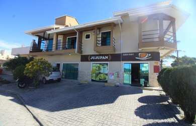 Imagem: A casa possui 3 Dormitórios, 3 Banheiros, 3 Vagas na garagem