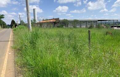 Imagem: O terreno possui 2.600m² de Área e está localizado em Porto