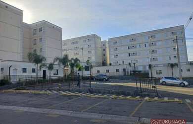 Imagem: O apartamento possui 2 Dormitórios, 1 Banheiro, 1 Vaga na garagem