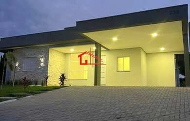 Imagem: A casa em condomínio possui 3 Dormitórios, 5 Banheiros, 4