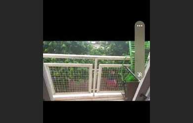 Imagem: O apartamento possui 3 Dormitórios, 1 Banheiro, 1 Vaga na garagem