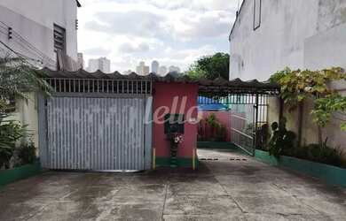 Imagem: A casa possui 5 Dormitórios, 5 Banheiros, 400m² de Área e