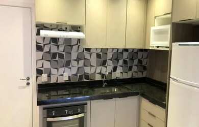 Imagem: O apartamento possui 1 Dormitório, 1 Banheiro, 33m² de Área