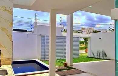 Imagem: A casa possui 2 Dormitórios, 2 Banheiros, 1 Vaga na garagem