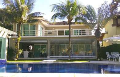 Imagem: A casa em condomínio possui 5 Dormitórios, 5 Banheiros, 5