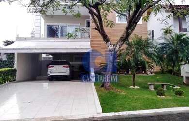 Imagem: A casa em condomínio possui 4 Dormitórios, 5 Banheiros, 4