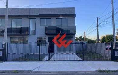 Imagem: A casa possui 2 Dormitórios, 2 Banheiros, 2 Vagas na garagem