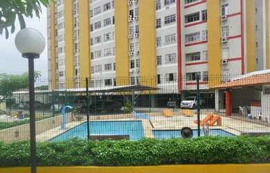 Imagem: A casa possui 3 Dormitórios, 2 Banheiros, 1 Vaga na garagem