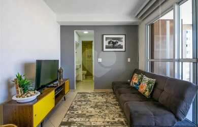 Imagem: O apartamento possui 1 Dormitório, 2 Banheiros, 1 Vaga na garagem