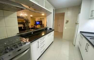 Imagem 12: Excelente apartamento de 3 dormitórios totalmente mobiliado para locação...