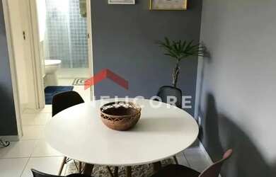 Imagem: O apartamento possui 2 Dormitórios, 1 Banheiro, 2 Vagas na