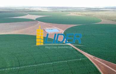 Imagem: A fazenda possui 957m² de Área e está localizado em Área