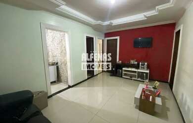 Imagem: A casa possui 4 Dormitórios, 1 Banheiro, 300m² de Área e