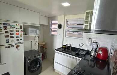 Imagem 10: Apartamento Reformado 59 m² 1º Andar Portaria Rua silenciosa. Nascente