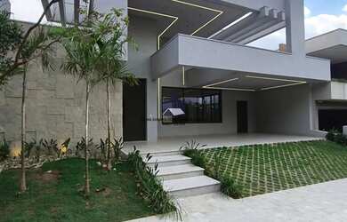 Imagem: A casa em condomínio possui 4 Dormitórios, 5 Banheiros, 5