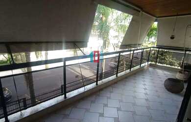 Imagem: O apartamento possui 2 Dormitórios, 3 Banheiros, 2 Vagas na