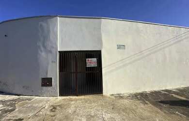 Imagem: A casa possui 1 Dormitório, 1 Banheiro, 50m² de Área e está