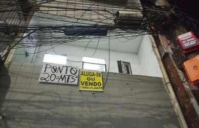 Imagem: A casa possui 1 Dormitório, 1 Banheiro, 1 Vaga na garagem