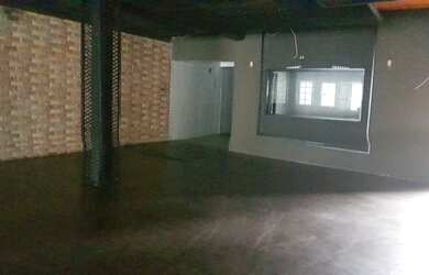 Imagem: O depósito possui 450m² de Área e está localizado em Praia