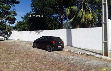 Imagem: O terreno possui 2.100m² de Área e está localizado em Lagoa