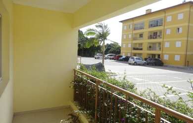 Imagem: O apartamento possui 3 Dormitórios, 1 Banheiro, 2 Vagas na