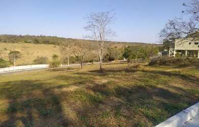 Imagem: O terreno possui 1000m² de Área e está localizado em Jaboticatubas